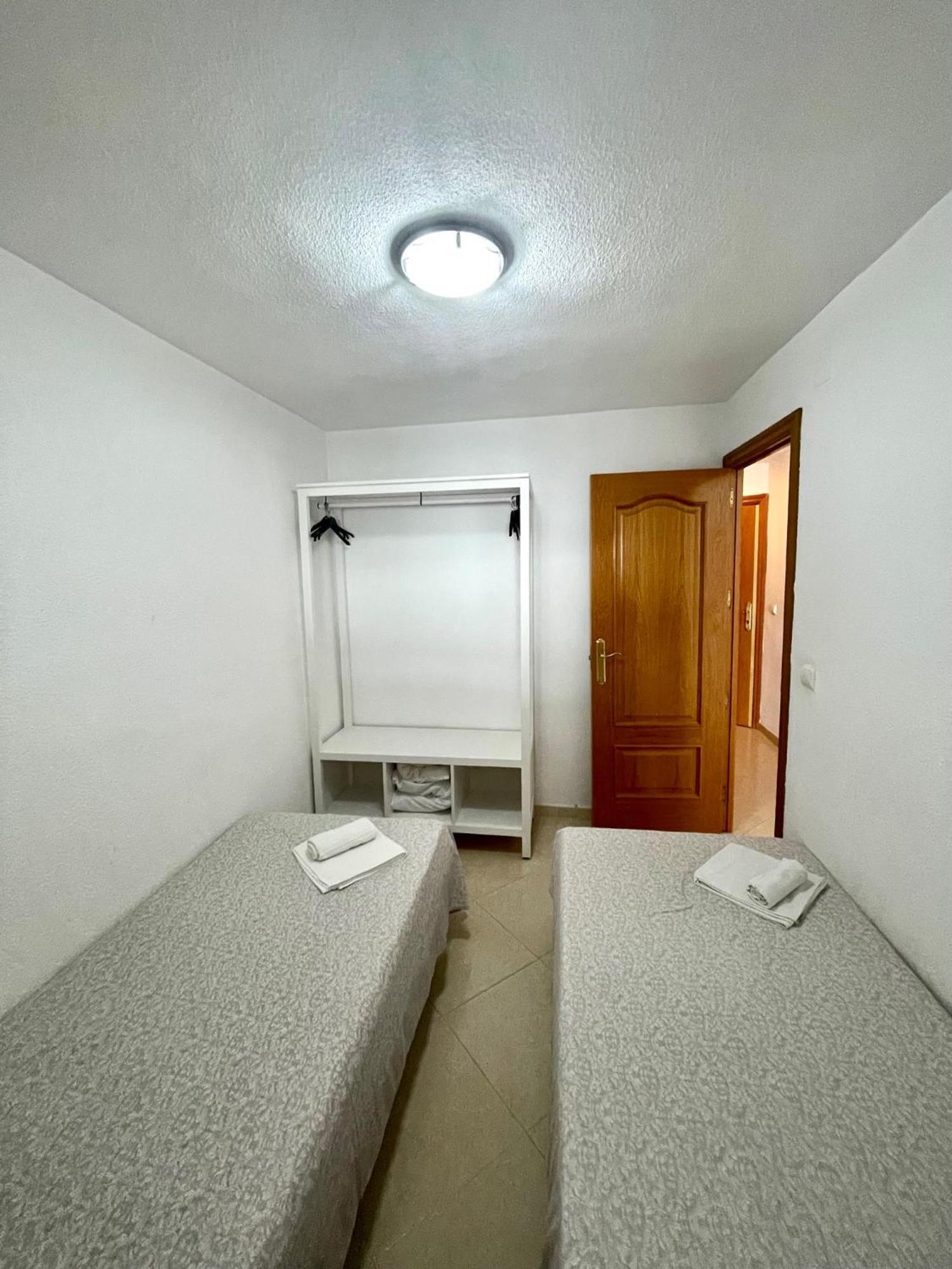 Las Damas - Aloturin Benidorm Ngoại thất bức ảnh