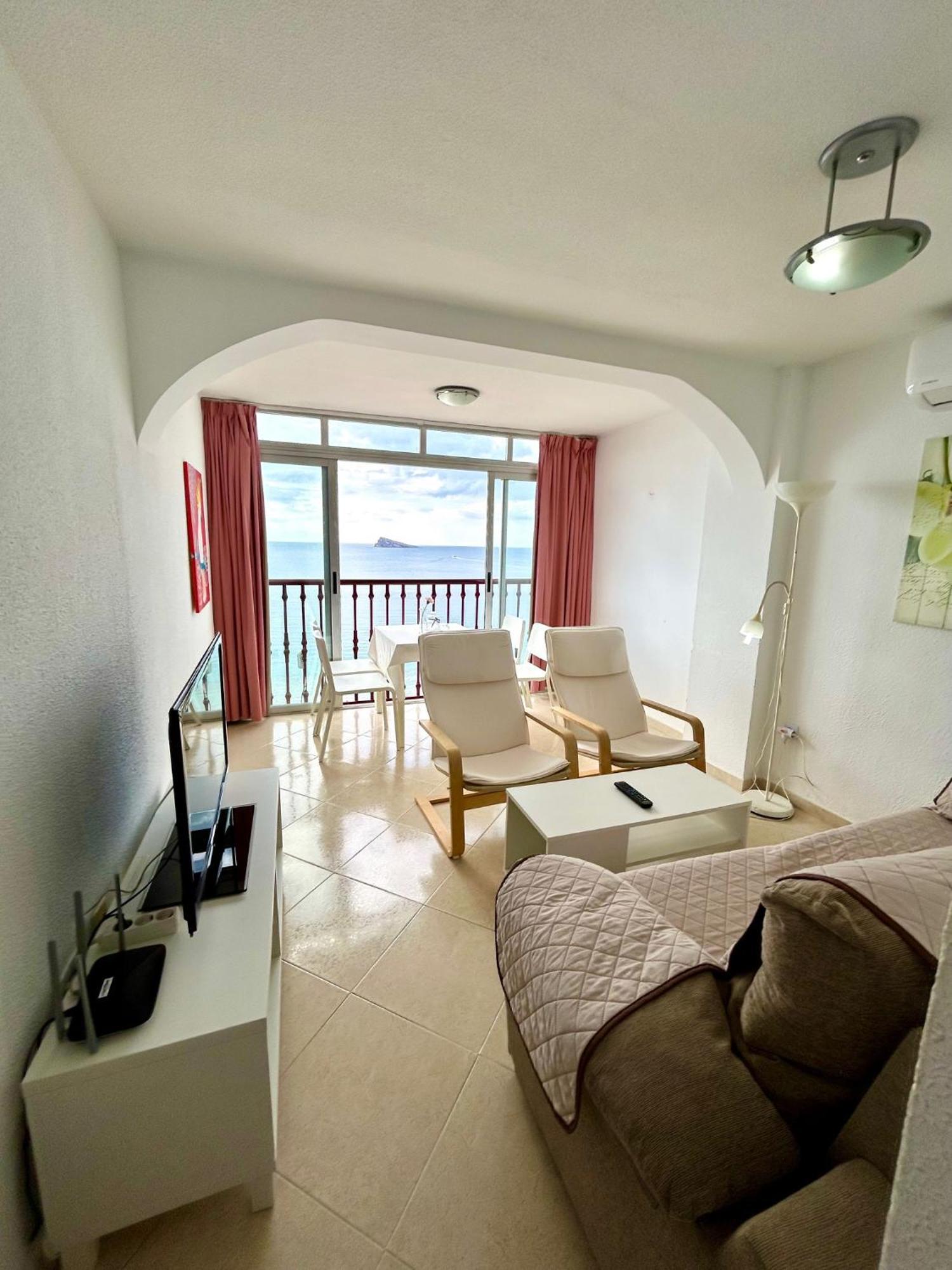Las Damas - Aloturin Benidorm Ngoại thất bức ảnh